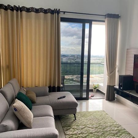 Eco Nest 3 Bedroom Duplex Apartment นุสาจายา ภายนอก รูปภาพ