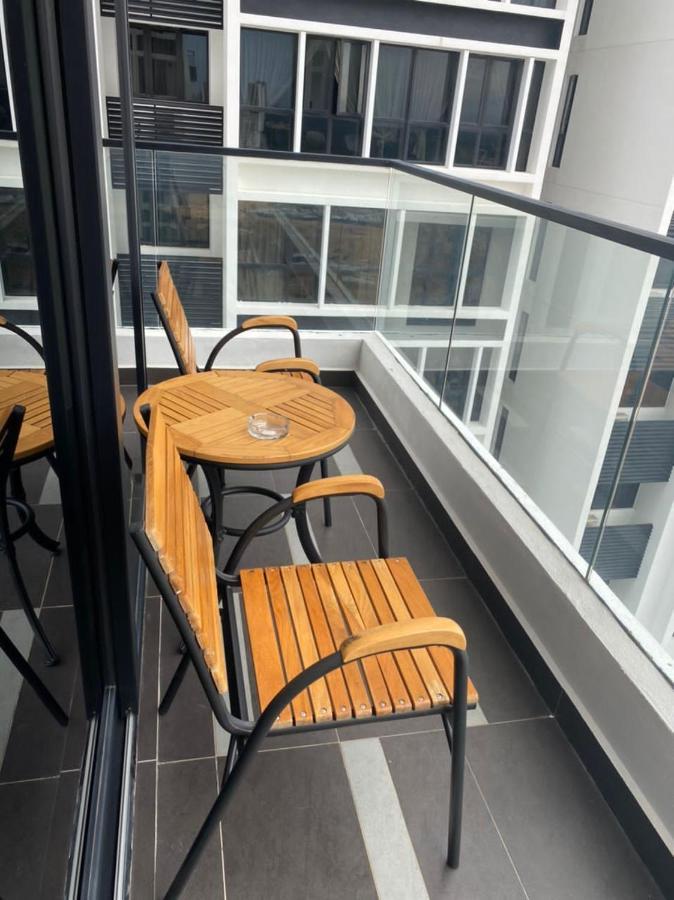 Eco Nest 3 Bedroom Duplex Apartment นุสาจายา ภายนอก รูปภาพ