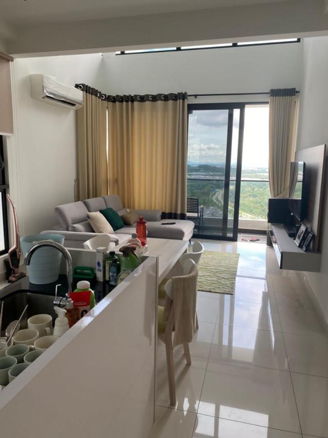 Eco Nest 3 Bedroom Duplex Apartment นุสาจายา ภายนอก รูปภาพ