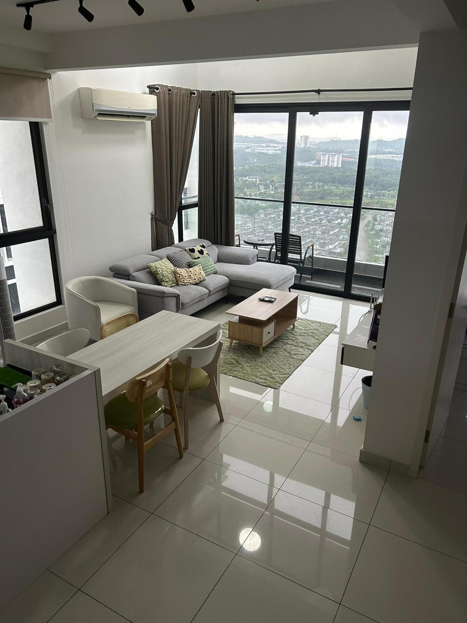 Eco Nest 3 Bedroom Duplex Apartment นุสาจายา ภายนอก รูปภาพ